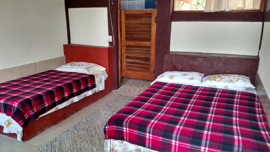 Zapote Tree Inn Флорес Екстер'єр фото
