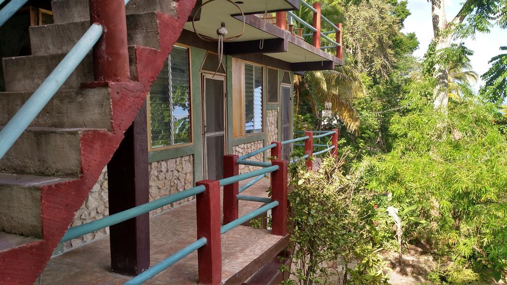 Zapote Tree Inn Флорес Екстер'єр фото