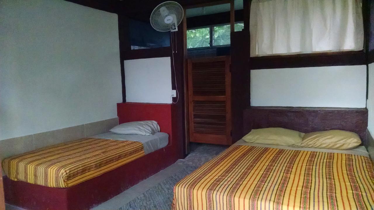 Zapote Tree Inn Флорес Екстер'єр фото