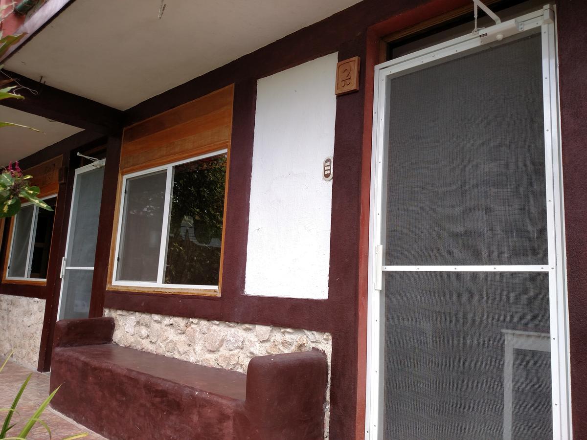 Zapote Tree Inn Флорес Екстер'єр фото